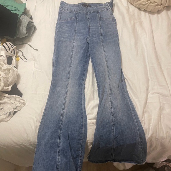 Wide bell bottom pants - Picture 3 of 6